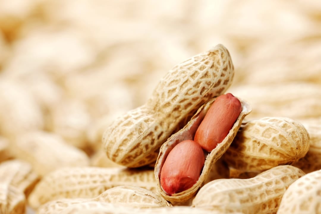 health benefits peanuts scaled 1