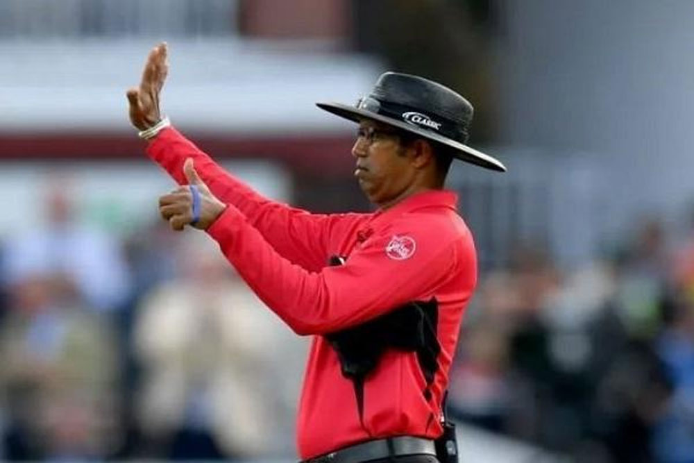 icc released the third umpire from what responsibility