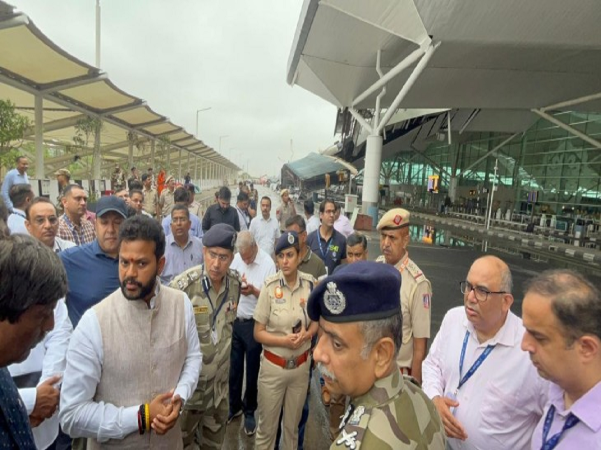 IGI Airport: દિલ્હી એરપોર્ટના ટર્મિનલ-1 પરથી આટલા દિવસો સુધી ફ્લાઈટ નહીં ઉડશે, અહીંથી સ્થાનિક ફ્લાઈટ્સ ઉપલબ્ધ થશે