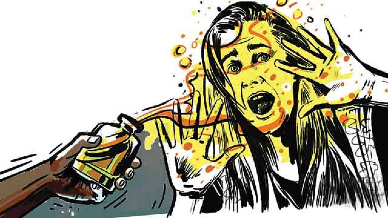 Acid attack on woman in Ghatlodia Ahmedabad woman shifted to hospital under treatment
