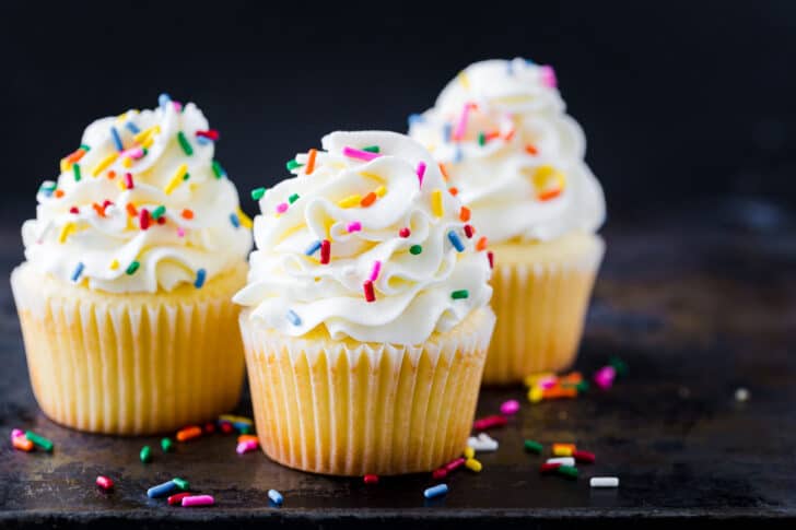 Make vanilla cupcakes without using eggs kids will be happy