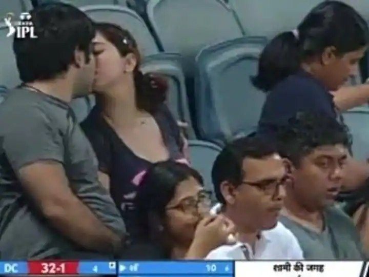 couple-caught-on-camera-kissing-during-ipl-match-picture-went-viral-on-internet