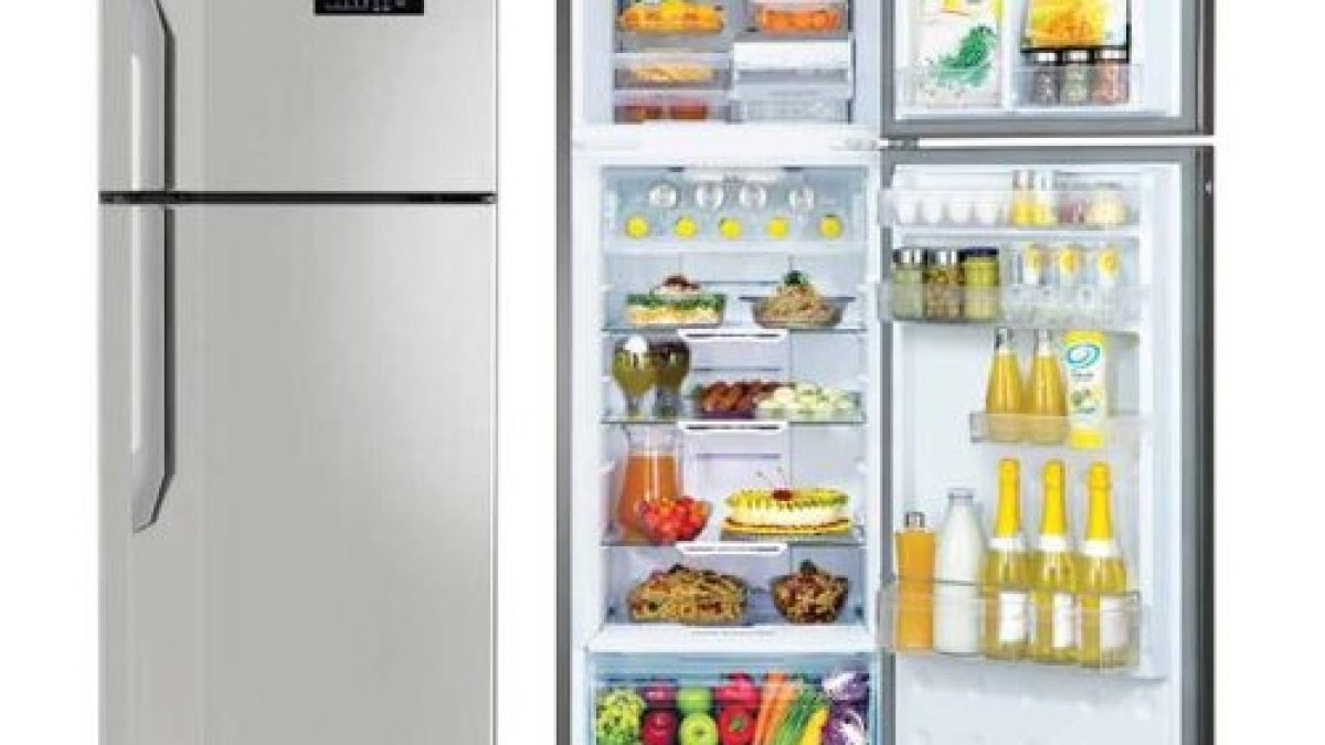 Flipkart Super Cooling Days Buy Godrejs Double Door Refrigerator for Rs 5000 Water will cool down in minutes