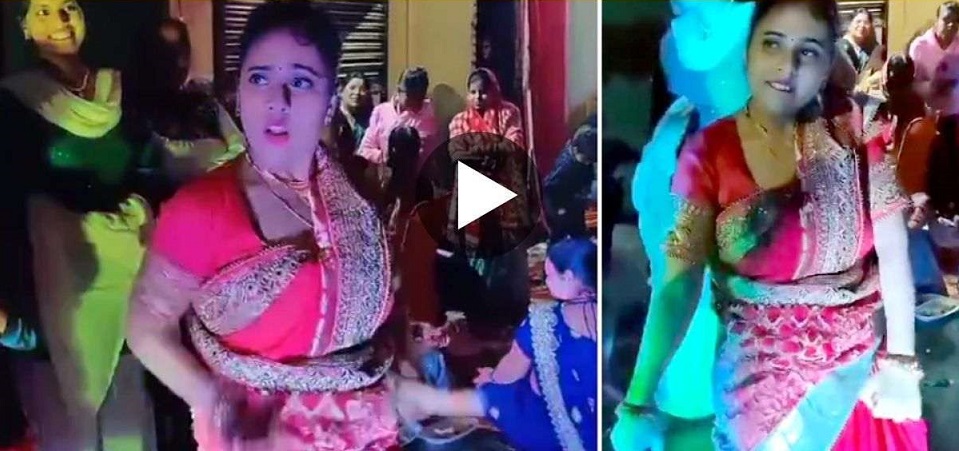 desi bhabhi sizzles on stage with her dance moves