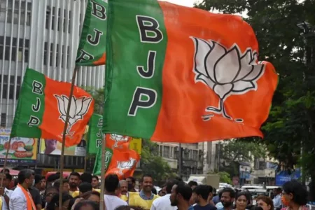 BJP imposes duty on 100 weak booths for MPs and 25 for MLAs
