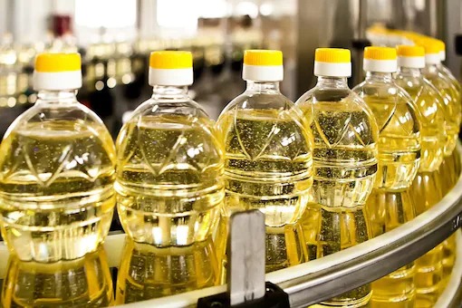 Big news Edible oil prices to fall by Rs 10 government orders companies