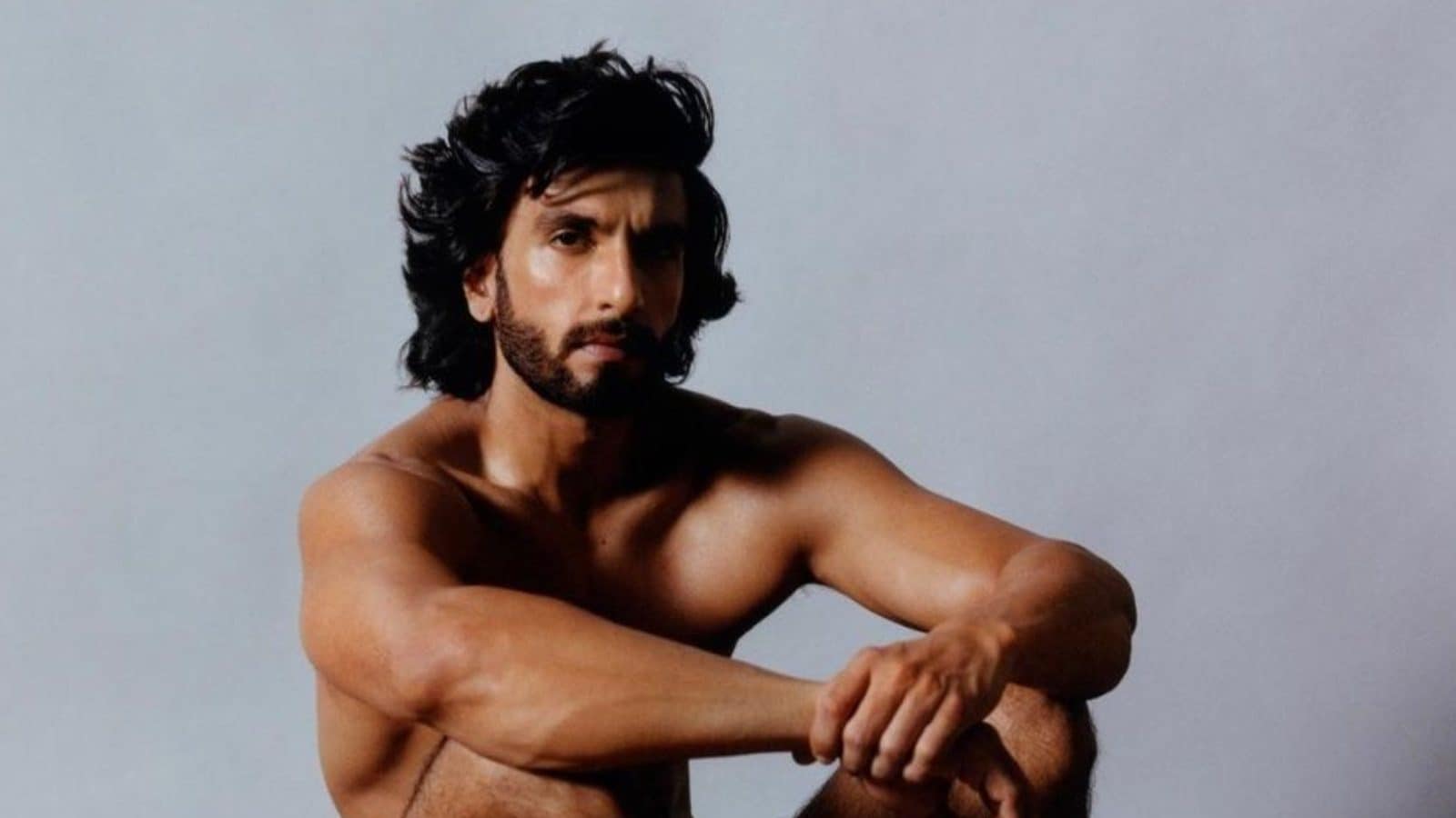 Ranveer Singhs troubles may increase due to nude photo shoot FIR registered in Mumbai