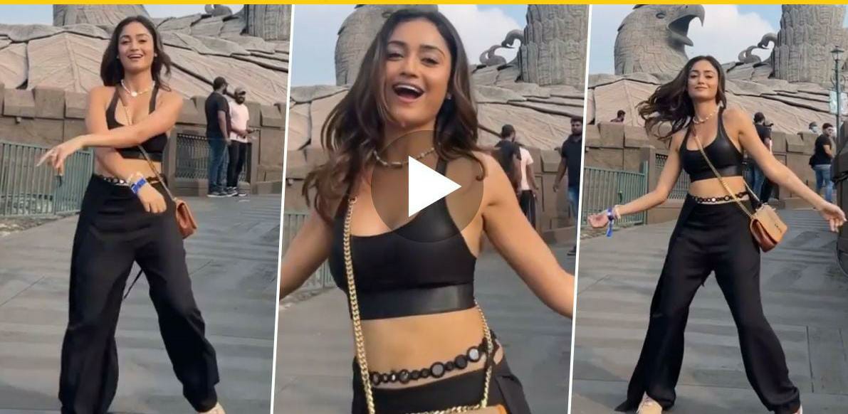 Tridha Chaudhary won the hearts of people with her sexy dance after giving a bold scene in the ashram 2