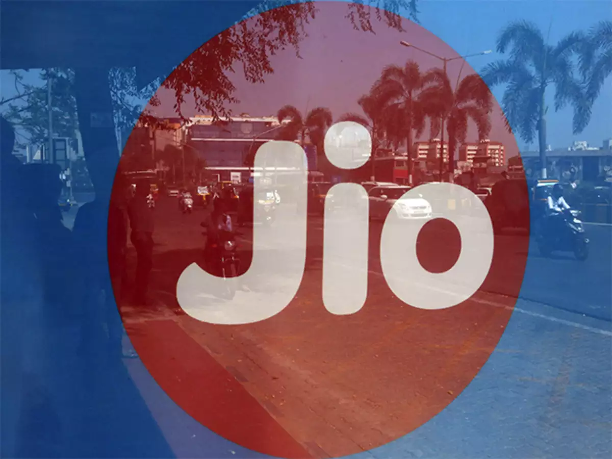 As soon as the deal with Jio this stock skyrocketed made a profit of crores in 5 days