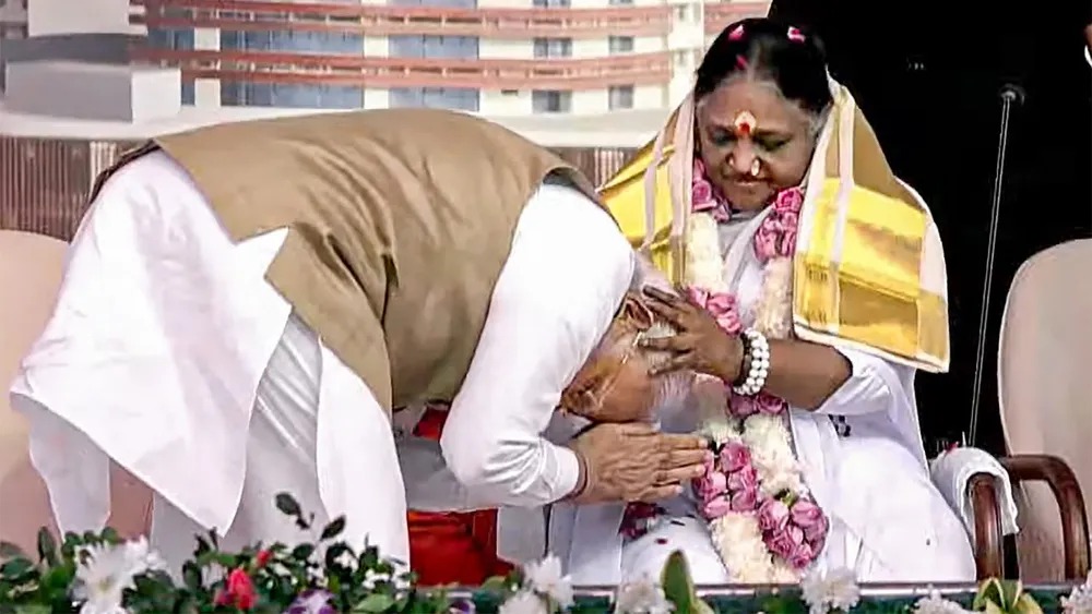 Who is Amritanandamayis mother Amma whom PM Modi took off his shoes and blessed