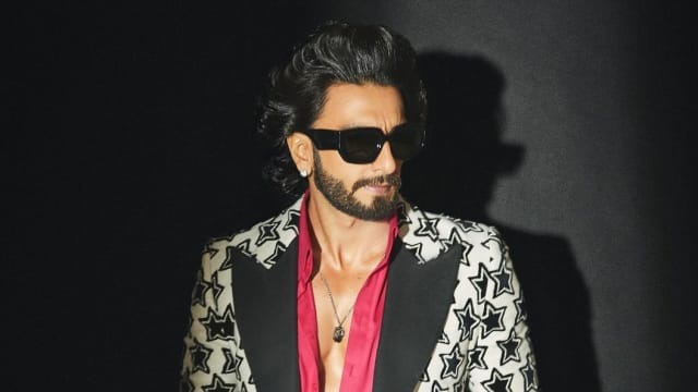 Apart from Ranveer Singh the world is crazy about the fashion of these Bollywood stars boys are taking style tips