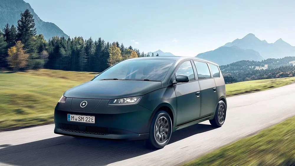 First electric car powered by Sunlight 20 thousand bookings before launch