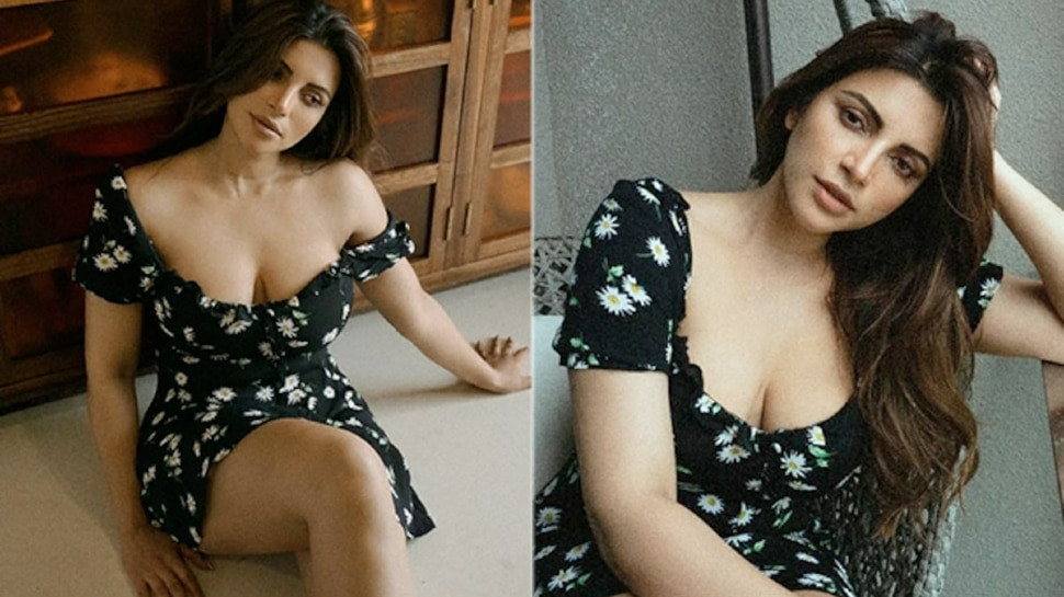 Shama Sikander In the process of becoming bold the actress shared such a video becoming a victim of oops moments again and again