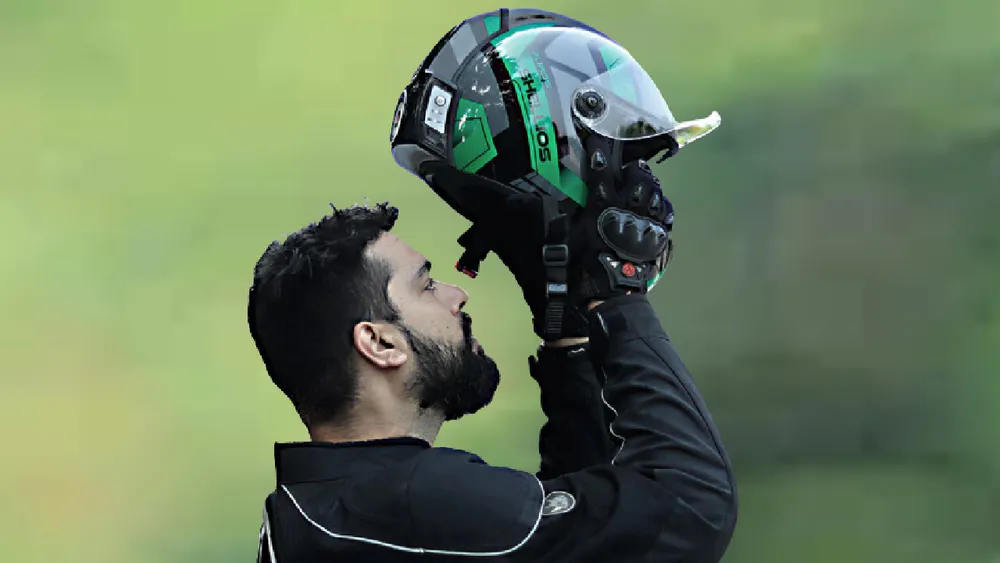 This Made in India helmet has an air purifier inside scooter bikers will get relief from toxic air