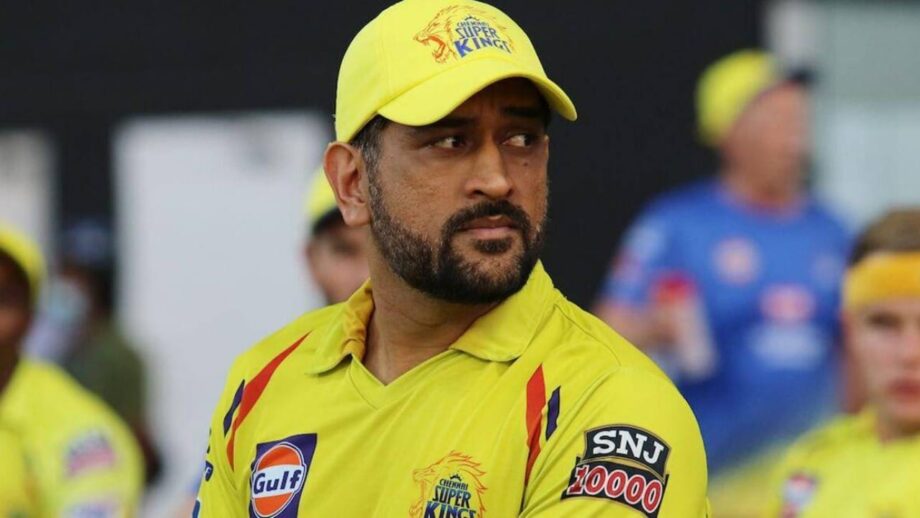 7 things we bet you didnt know about ms dhoni 5 920x518 1